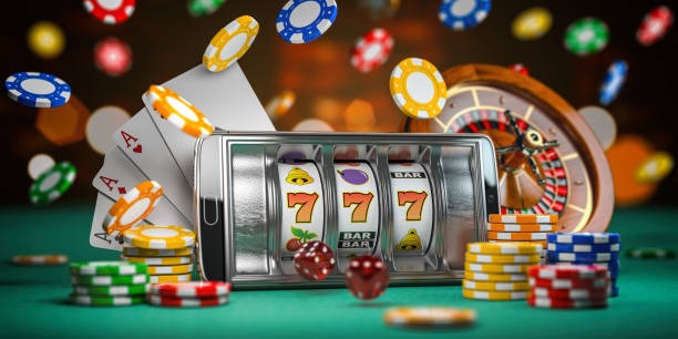 Mobile app interface showing live tables and market options